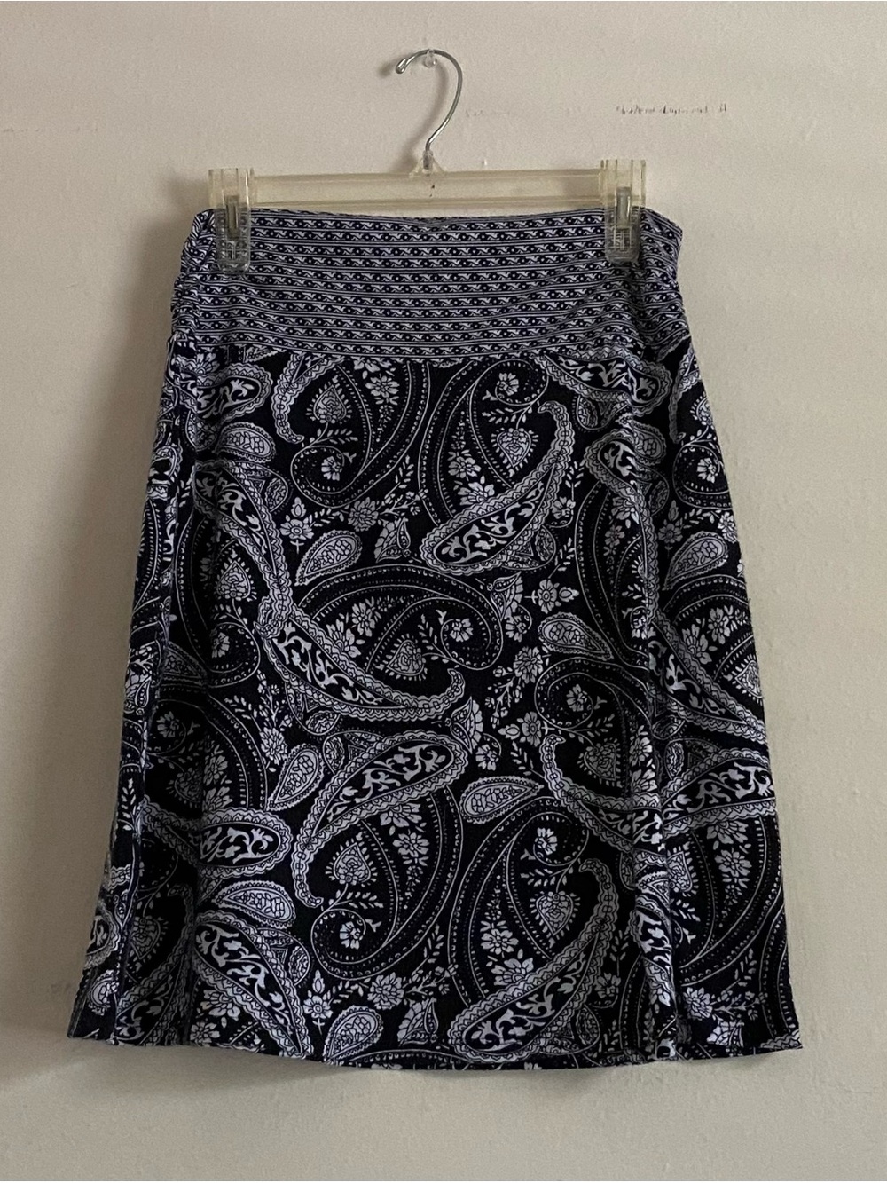 Faded Glory Black and White Paisley A-Line Skirt Size S